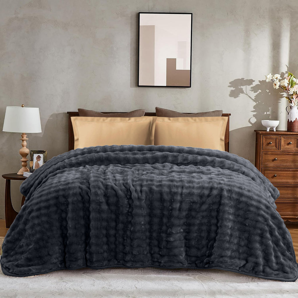 Pacha Home Big Bubble Blanket