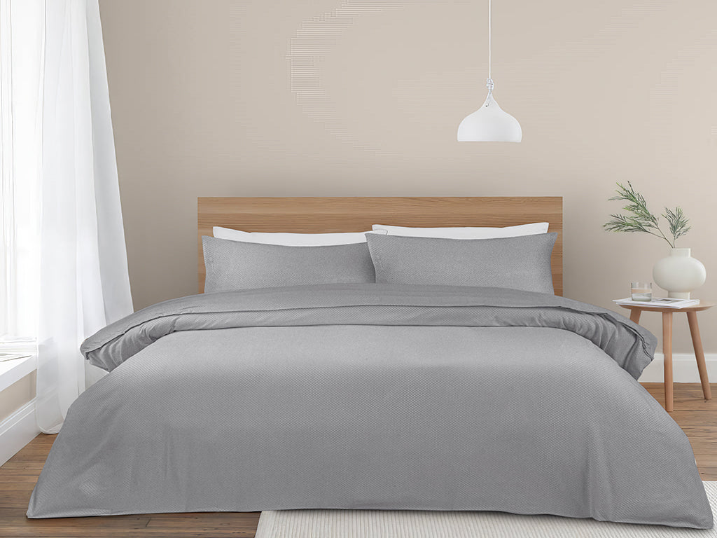 Embossed Duvet Cover Model EQMF