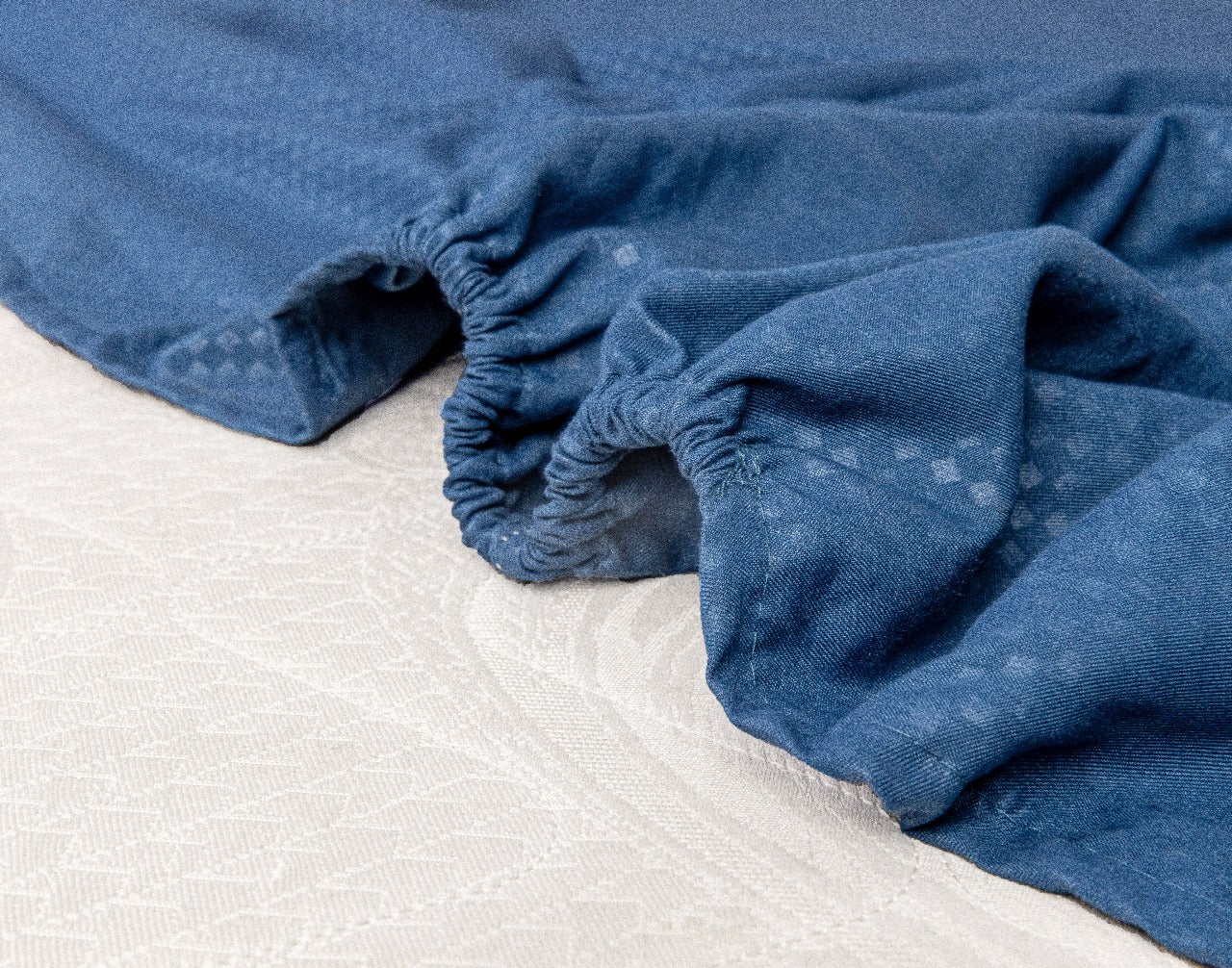 PACHA HOME Embossed Fitted Bed Sheet Model EFMF