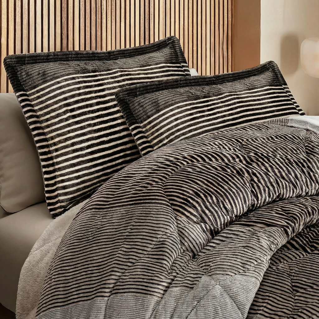 Printed Stripes Comforter