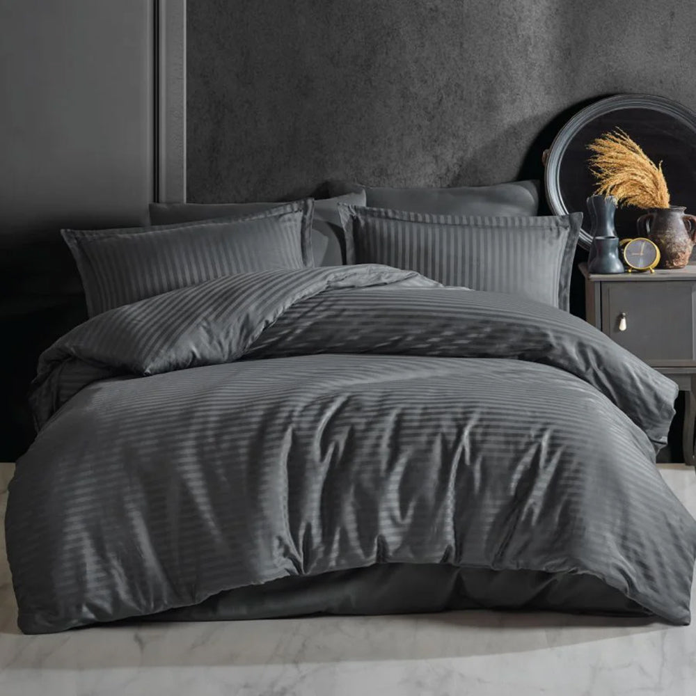 PACHA HOME Stripes Comforter