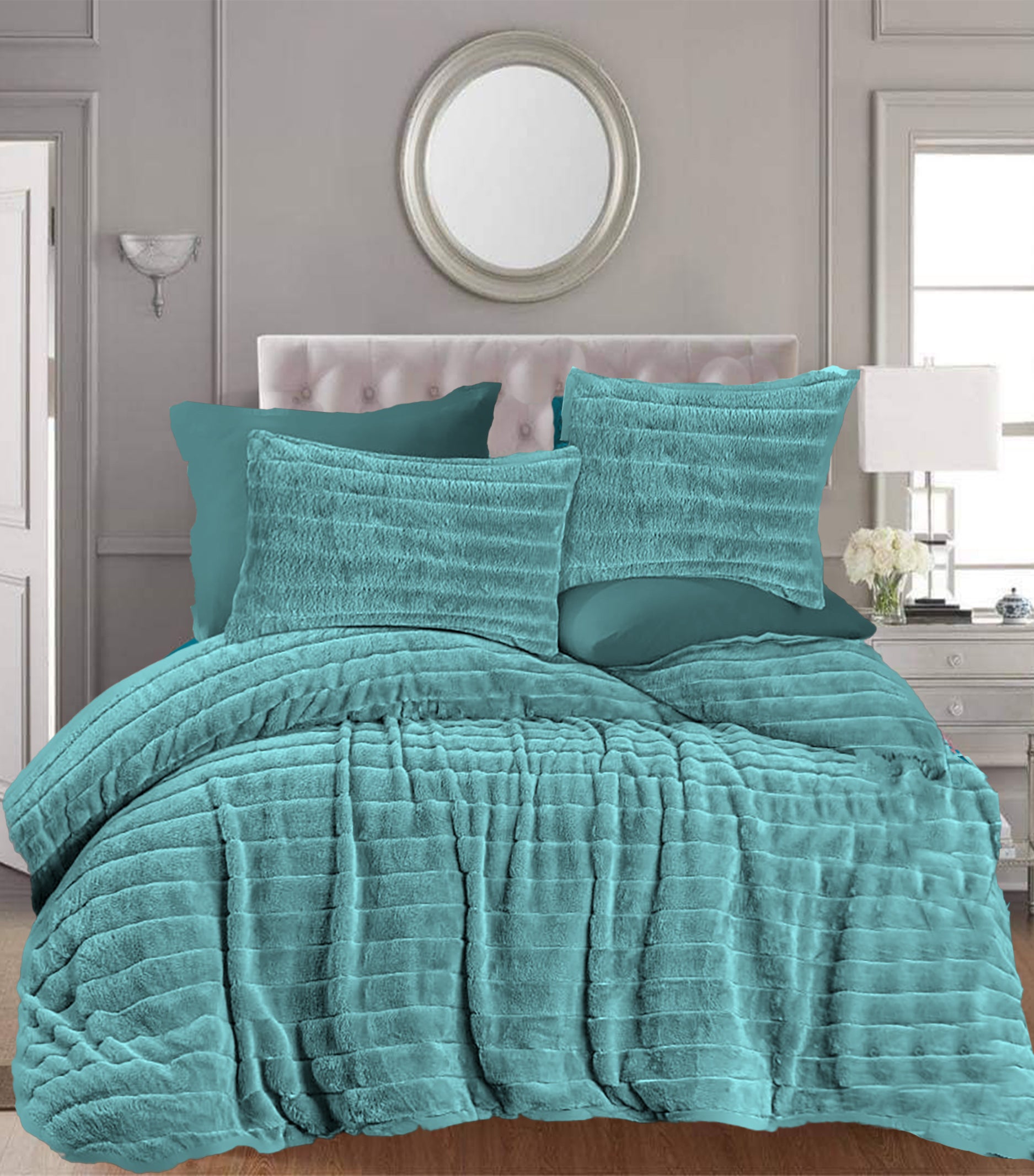 Pacha Home Comforter Fur  Model DIANA